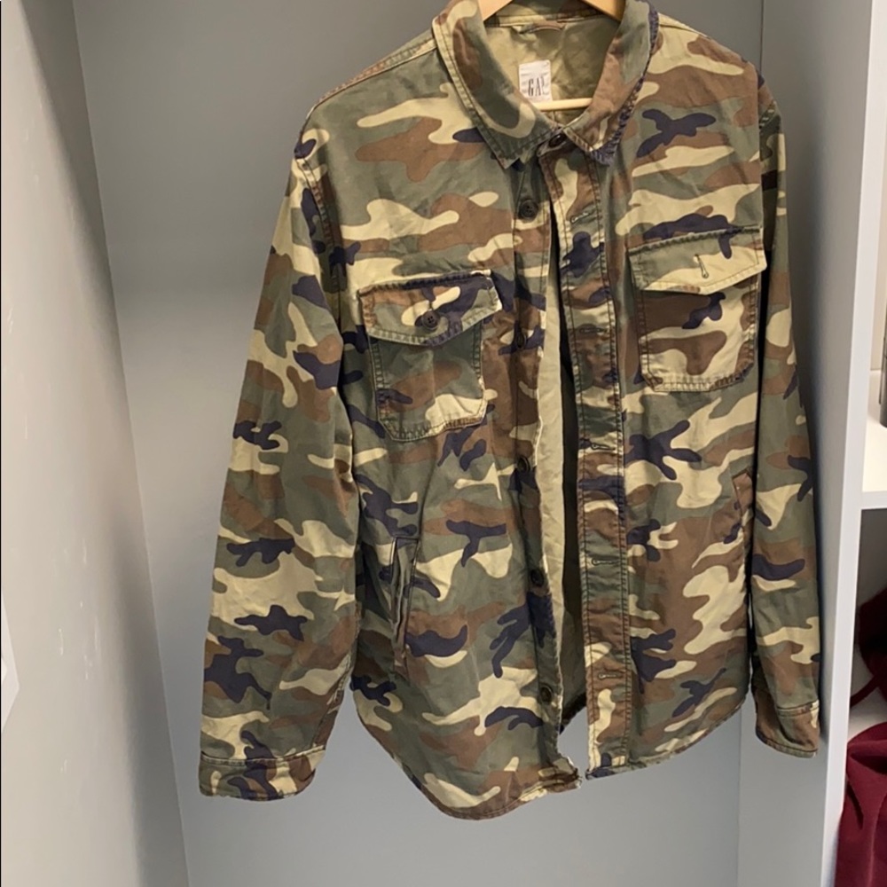 Gap Camo Button Up - image 1